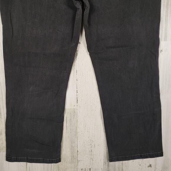 Riders by Lee Stone Washed Black Denim Relaxed Cropped Jeans Women's Size 18P - Picture 10 of 12